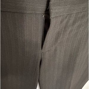 Gap curvy fit grey pin striped dress pants, size 4